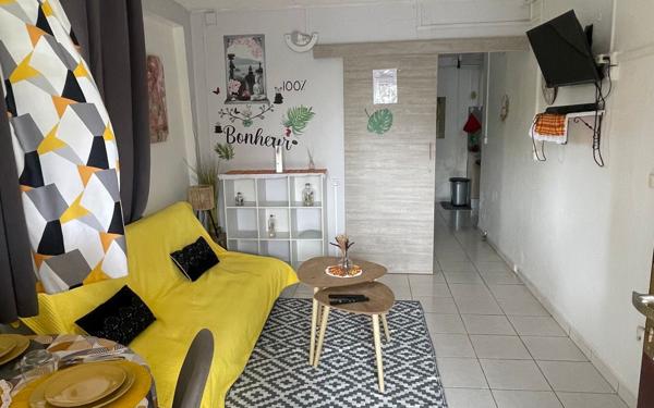 Appartement à louer    2 pièces •  Le Gosier