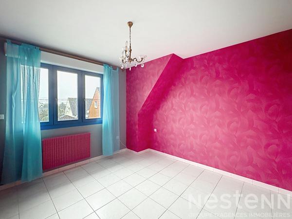 Maison - 123m² - plain-pied - 4 chambres - garage