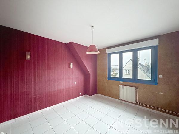 Maison - 123m² - plain-pied - 4 chambres - garage