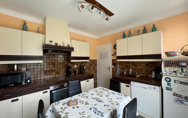 Maison à vendre    6 pièces •  Niort