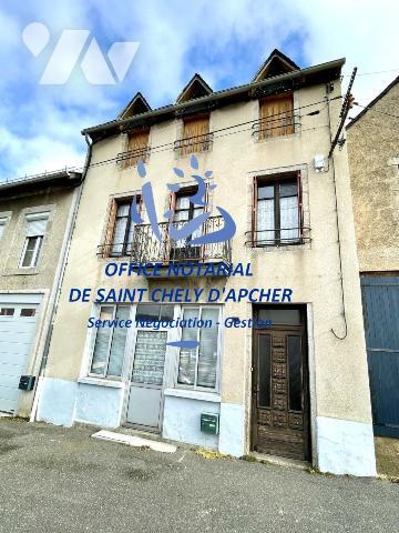 À VENDRE – MAISON DE VILLE AU COEUR DE SAINT CHELY D'APCHER