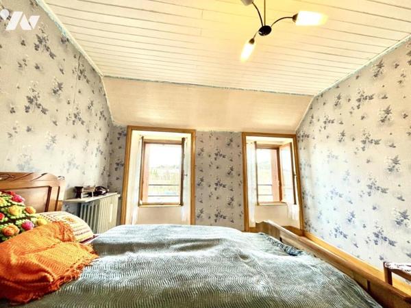 À VENDRE – MAISON DE VILLE AU COEUR DE SAINT CHELY D'APCHER