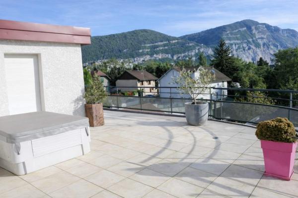 Appartement T3 de Standing avec Terrasse Spacieuse