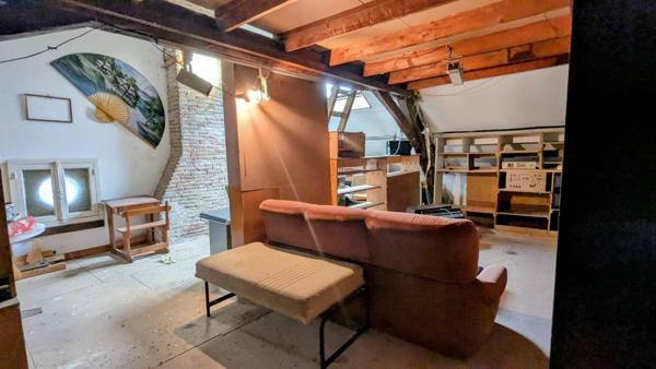 Maison individuelle avec dépendances