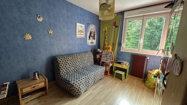 Maison mitoyenne 1 côté FROIDEVAL 120 m²