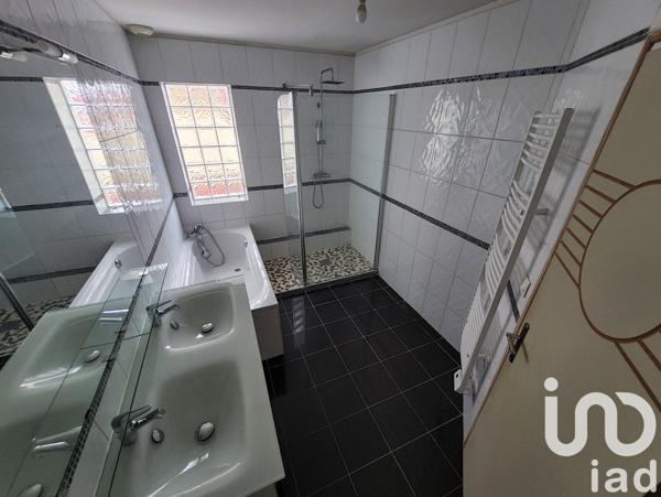 Maison de ville 6 pièces de 105 m² à Denain (59220)