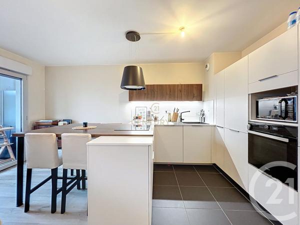 Appartement F4 à vendre  4 pièces - 83 m2 NOISY LE GRAND - 93