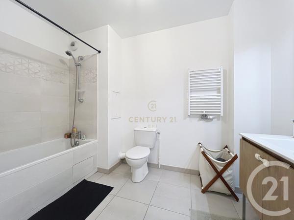 Appartement F4 à vendre  4 pièces - 83 m2 NOISY LE GRAND - 93