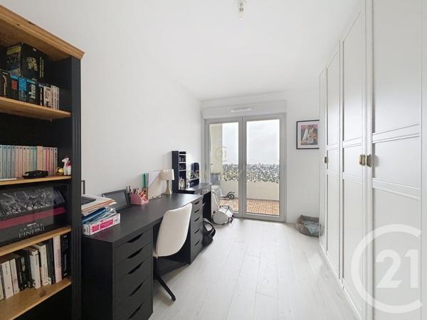 Appartement F4 à vendre  4 pièces - 83 m2 NOISY LE GRAND - 93