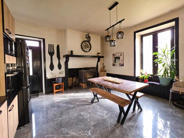 Maison à vendre 4 pièces SAINT LAURENT SUR GORRE (87)