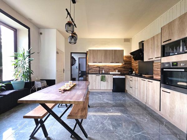 Maison à vendre 4 pièces SAINT LAURENT SUR GORRE (87)