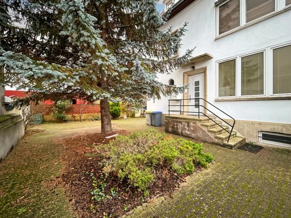 67100 STRASBOURG NEUDORF – 3/4 PIÈCES – PETITE COPROPRIÉTÉ – TRAVERSANT – LUMINEUX – GARAGE – CAVE – BUANDERIE – COUR COMMUNE