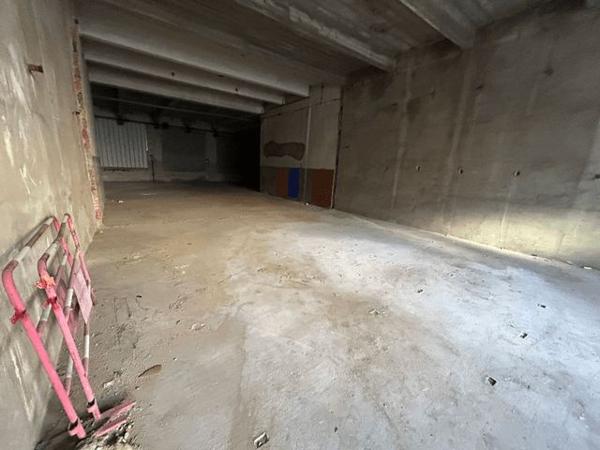 Location Local commercial 6 pièces 400 m² - 8 RUE ALBERT THOMAS Vienne 38200