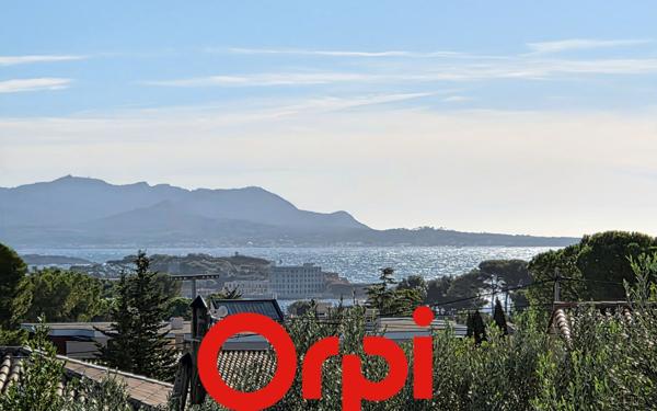 Appartement à vendre    3 pièces • 59,40 m2 Bandol