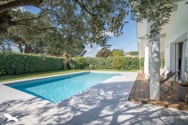 Maison à vendre 622 560 € Tosse 5 p 129 m² DPE C