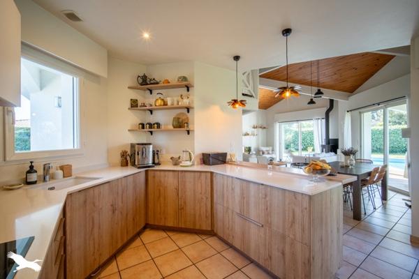 Maison à vendre 622 560 € Tosse 5 p 129 m² DPE C