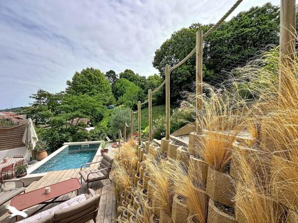 Maison 756 000 € Bayonne 5 p 128 m² DPE B