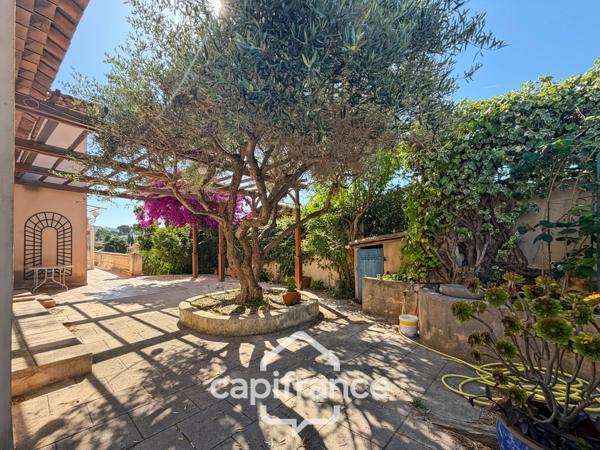 EXCLUSIVITÉ à CARQUEIRANNE - PLAGE DU PRADON - VUE MER - DEUX HABITATIONS INDÉPENDANTES