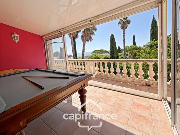 EXCLUSIVITÉ à CARQUEIRANNE - PLAGE DU PRADON - VUE MER - DEUX HABITATIONS INDÉPENDANTES