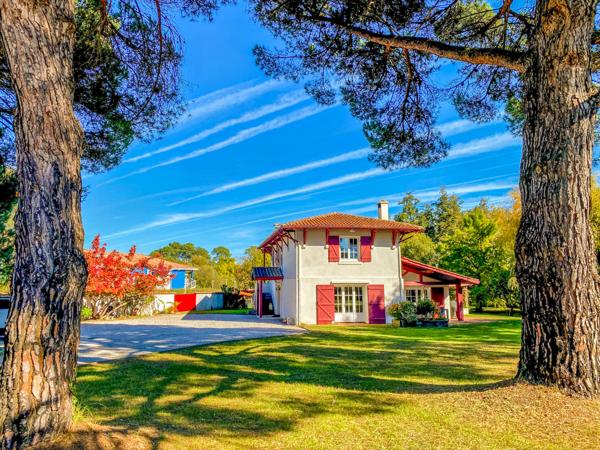 Sanguinet (40460) Magnifique propriété rénovée proche du lac