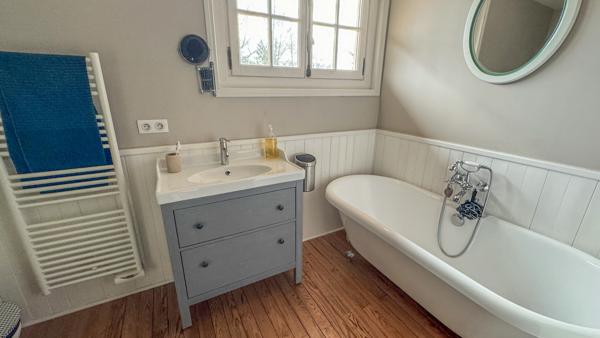 Sanguinet (40460) Magnifique propriété rénovée proche du lac