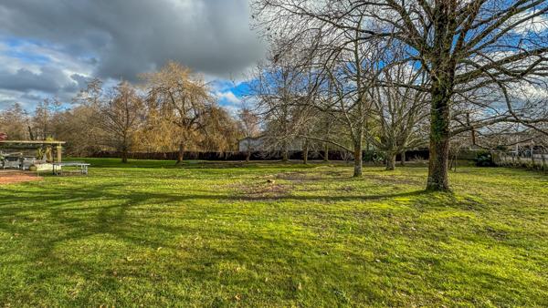 Sanguinet (40460) Magnifique propriété rénovée proche du lac