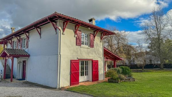 Sanguinet (40460) Magnifique propriété rénovée proche du lac