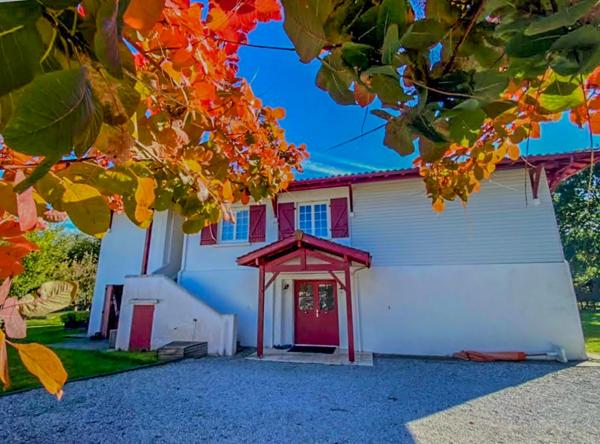 Sanguinet (40460) Magnifique propriété rénovée proche du lac