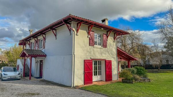 Sanguinet (40460) Magnifique propriété rénovée proche du lac