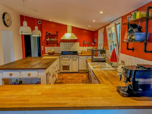 Sanguinet (40460) Magnifique propriété rénovée proche du lac