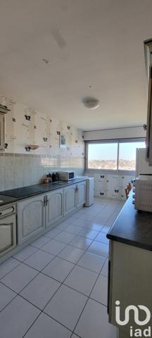 Appartement 4 pièces de 82 m² à Moulins (03000)