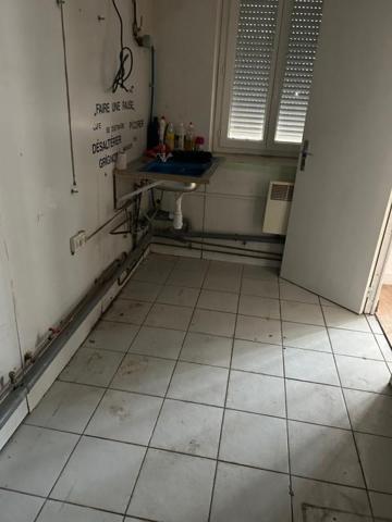 Local Commercial Quartier Barrière de Paris