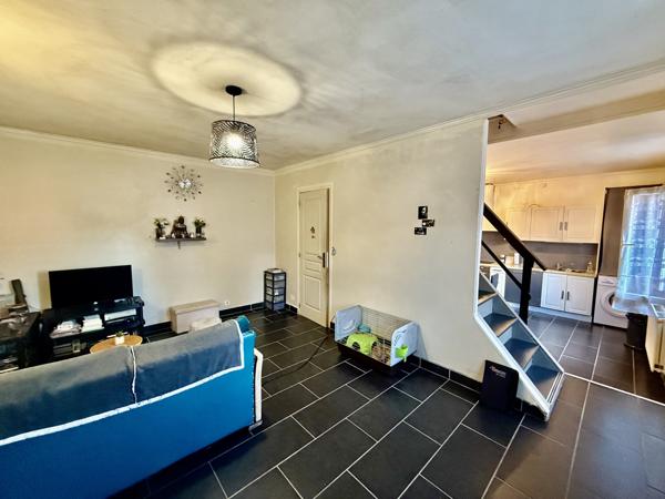 Saint-Étienne (42100) MAISON AVEC TERRASSE ET DEPENDANCE