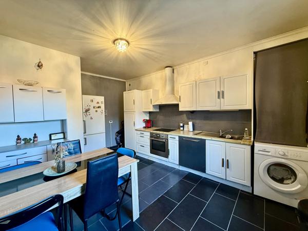 Saint-Étienne (42100) MAISON AVEC TERRASSE ET DEPENDANCE