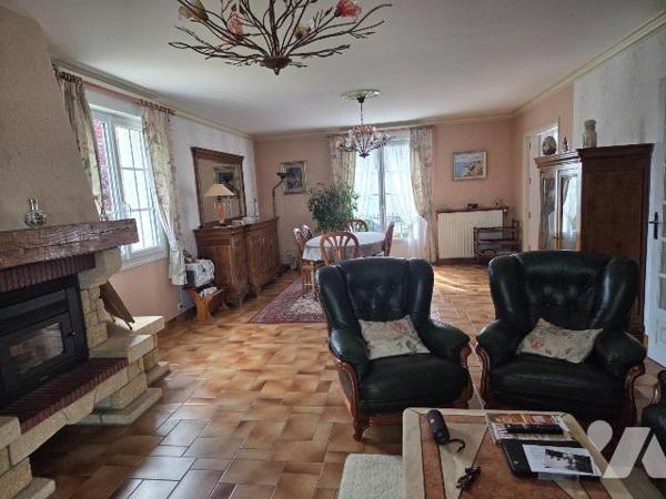 CEAUCE- Jolie maison avec belle parcelle de terrain et dépendance.

Maison d'habitation compr...
