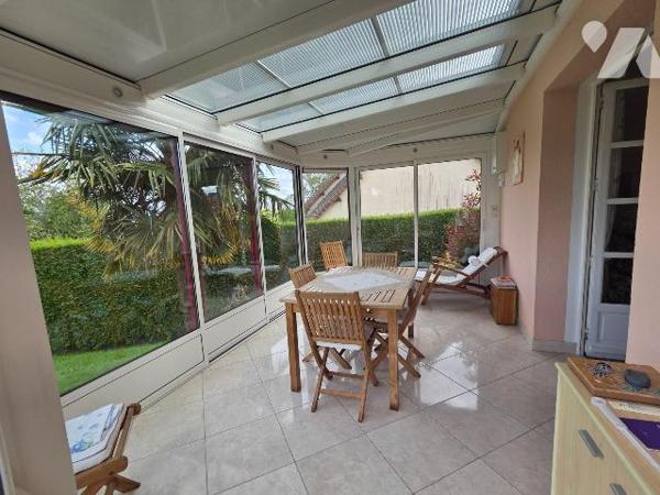 CEAUCE- Jolie maison avec belle parcelle de terrain et dépendance.

Maison d'habitation compr...