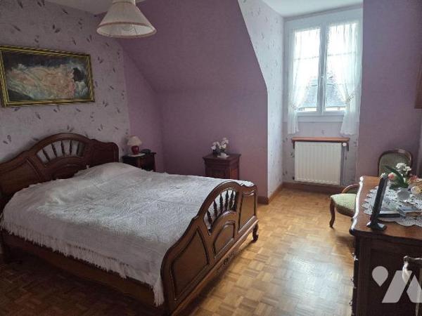 CEAUCE- Jolie maison avec belle parcelle de terrain et dépendance.

Maison d'habitation compr...