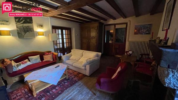 Chalet de 333 m² à fort potentiel Les Houches, Vallée de Chamonix-Mont-Blanc