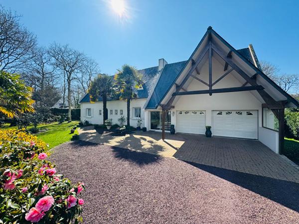 DOMAINE PRIVE,  
Guerande 44350