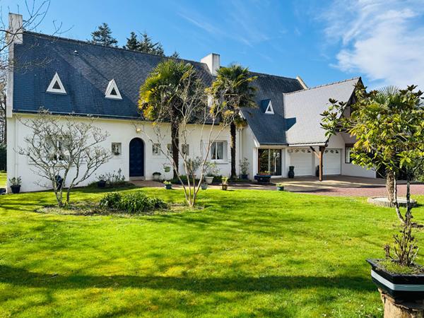 DOMAINE PRIVE,  
Guerande 44350