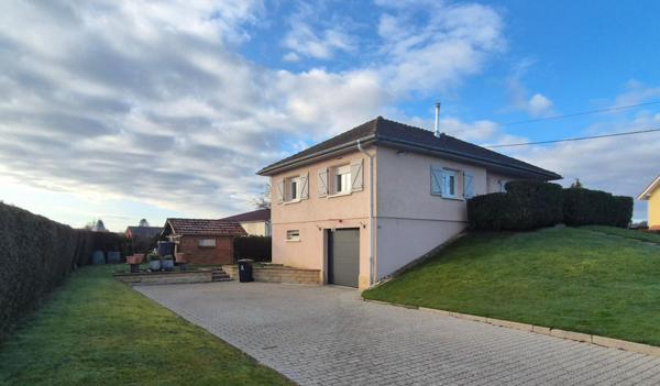 Plain pied au calme sur Angeot !