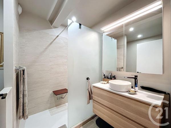 Appartement F4 à vendre  3 pièces - 104,09 m2 BORDEAUX - 33