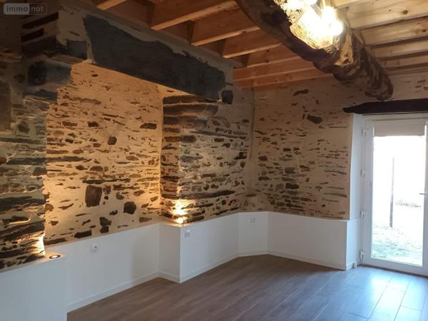 Maison à louer à Pipriac en Ille-et-Vilaine (35550), ref : 136/5202