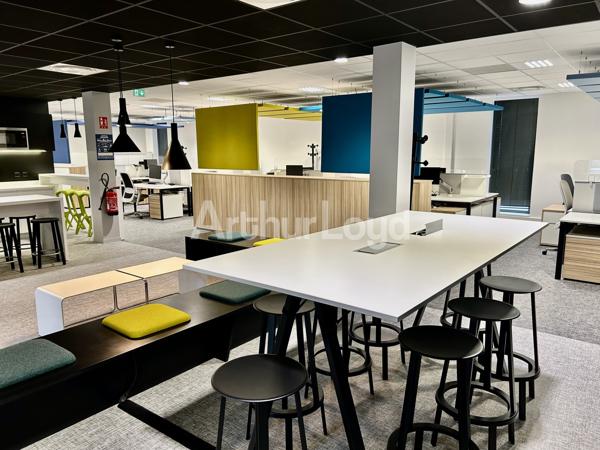 Bureaux à louer à Lesquin avec parking privatif et accès immédiat autoroute