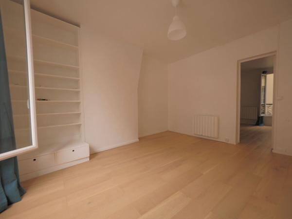 Appartement Paris 2 pièces 37
