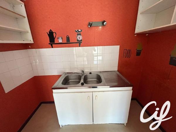 Appartement T2 NANTES Université - 49 m2  138 000 Euros