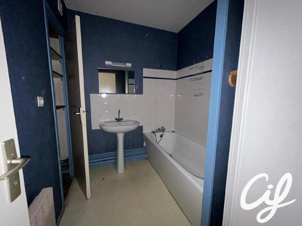 Appartement T2 NANTES Université - 49 m2  138 000 Euros