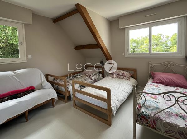 Maison 7 pièce(s) 4 chambre(s) 252 m²