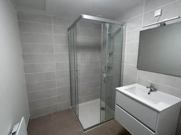 CARCASSONNE - T2 - APT NEUF - PLACE STATIONNEMENT PRIVATIVE