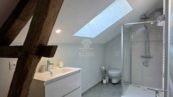 Nogaro (32110) MAISON T7 - 181M² AU COEUR D'UN VILLAGE AVEC TERRAIN DE 3500M² ET GARAGE / PROCHE NOGARO